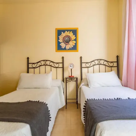 Villa Sitges Ilusion 15 Minutes By Car From Sitges Sleeps 16 People Xxl Swimming Pool