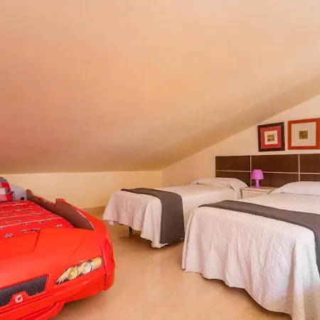 Villa Sitges Ilusion 15 Minutes By Car From Sitges Sleeps 16 People Xxl Swimming Pool Olivella