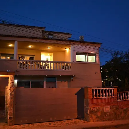 Villa Sitges Ilusion 15 Minutes By Car From Sitges Sleeps 16 People Xxl Swimming Pool Olivella